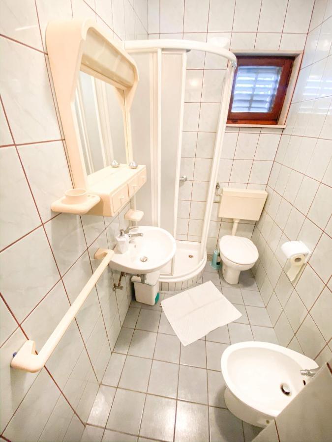 Apartman Zorka Povlja  Kültér fotó